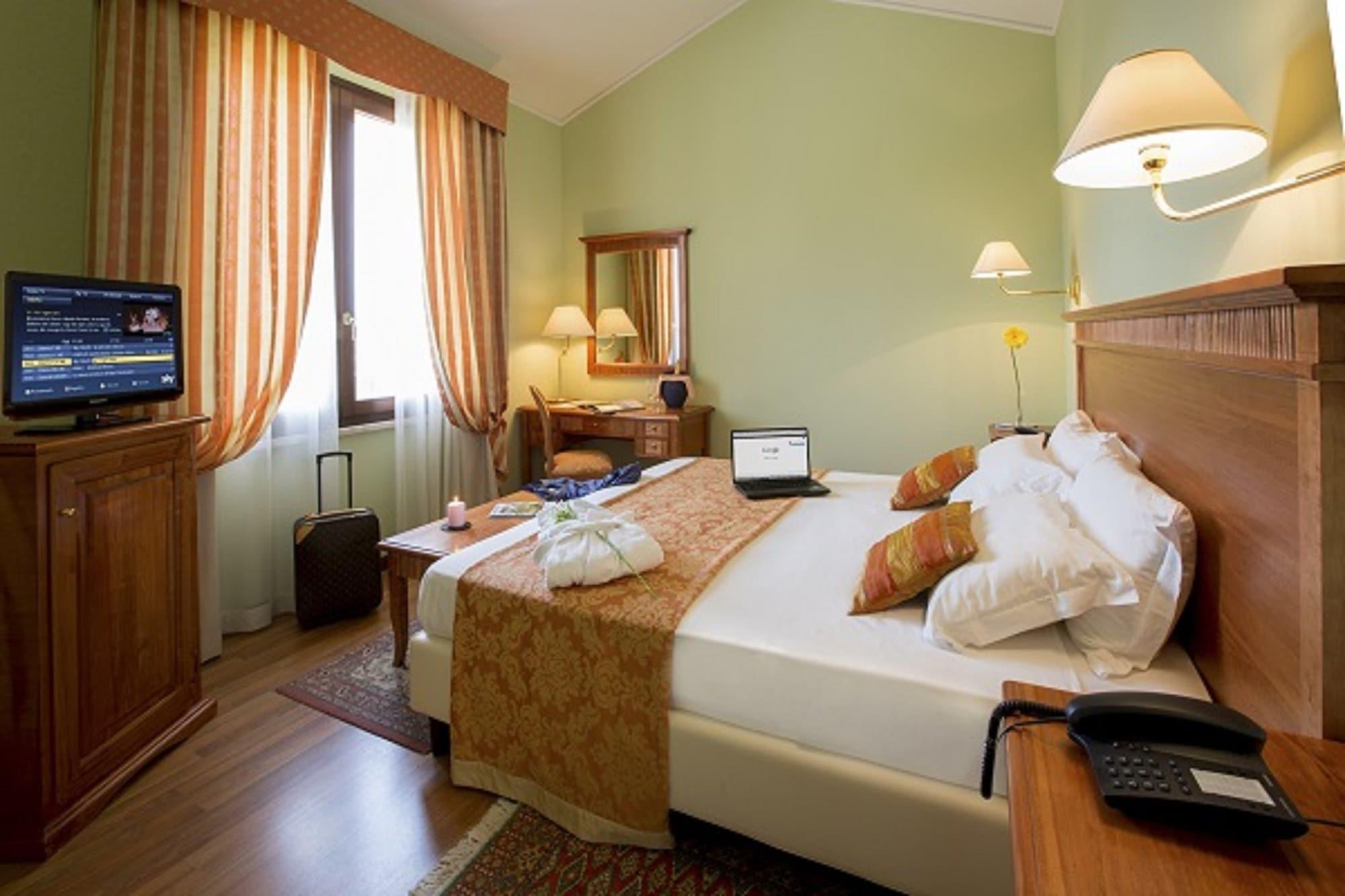 Country Hotel & Resort I Calanchi Ripatransone Luaran gambar